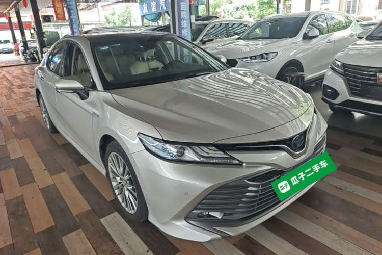 Used Toyota Camry 2019 Dual-Engine 2.5 HG Luxury Edition China VI Standard Exterior 1