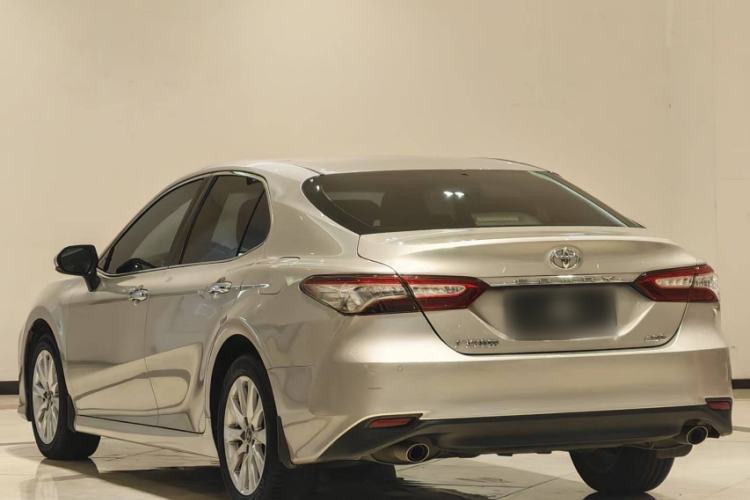 Used Toyota Camry 2019 2.0G Luxury Edition China VI Standard Exterior 1