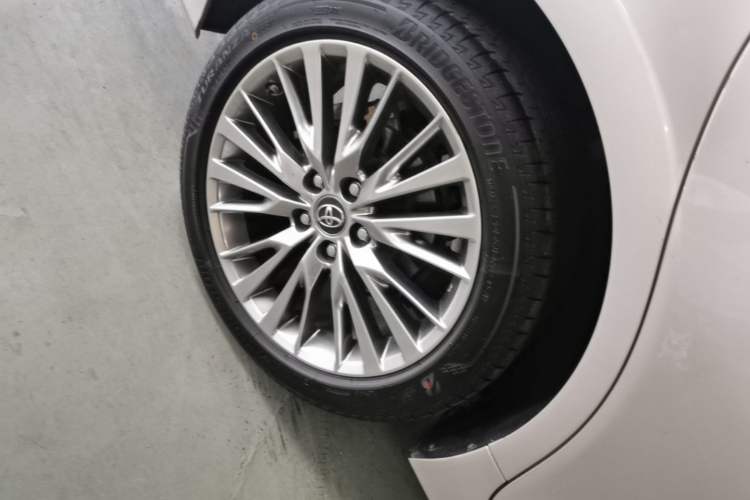 Used Toyota Camry 2019 Dual-Engine 2.5 HG Luxury Edition China VI Standard Exterior 2