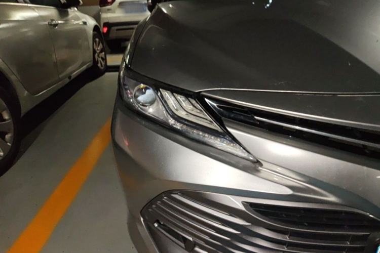 Used Toyota Camry 2019 Dual-Engine 2.5 HG Luxury Edition China VI Standard Exterior 2
