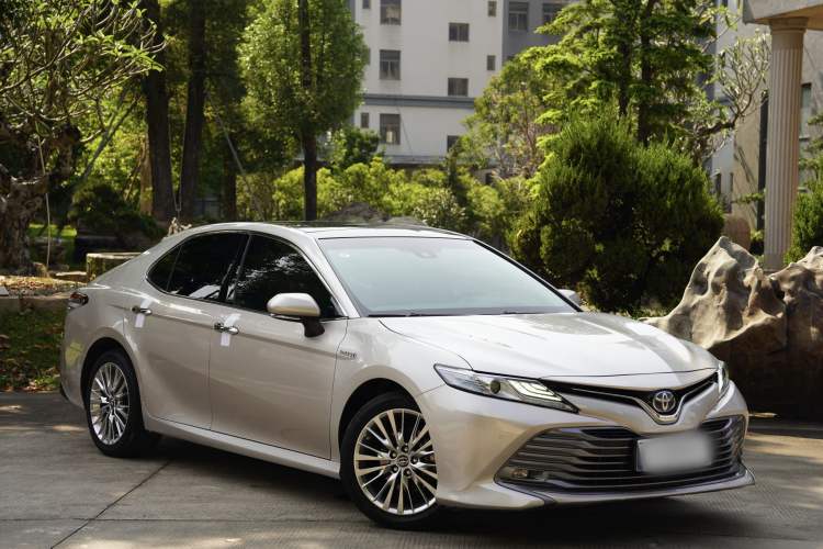 Used Toyota Camry 2019 Dual-Engine 2.5 HG Luxury Edition China V Standard Exterior 2