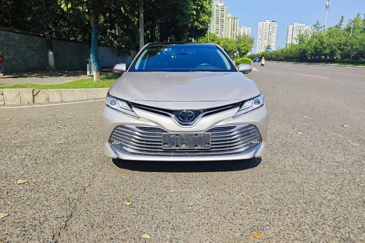 Used Toyota Camry 2019 Revised Version 2.5G Luxury Edition Exterior 2