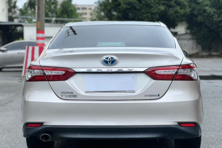 Used Toyota Camry 2019 Dual-Engine 2.5 HG Luxury Edition China VI Standard Exterior 3