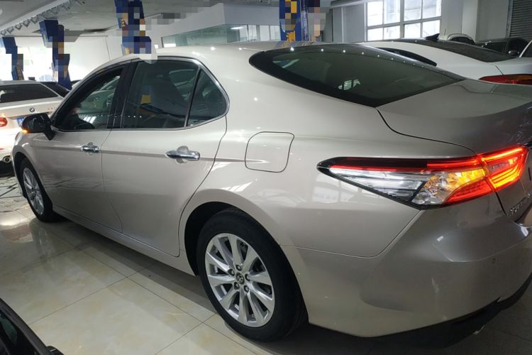 Used Toyota Camry 2019 2.0G Luxury Edition China VI Standard Exterior 3
