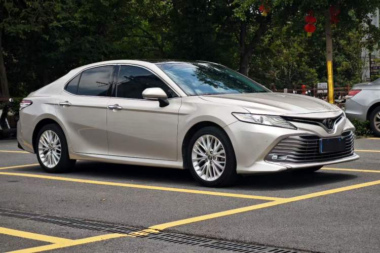 Used Toyota Camry 2019 Revised Version 2.5G Luxury Edition Exterior 3