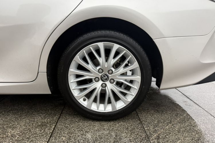 Used Toyota Camry 2019 2.5G Luxury Edition China VI Standard Exterior 4