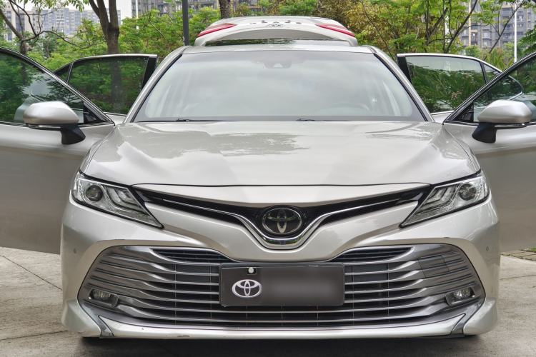 Used Toyota Camry 2019 2.0G Luxury Edition China VI Standard Exterior 4