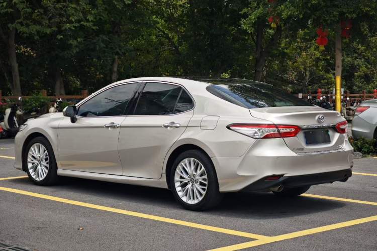 Used Toyota Camry 2019 Revised Version 2.5G Luxury Edition Exterior 4
