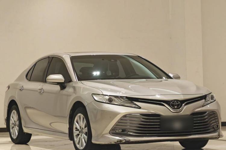 Used Toyota Camry 2019 2.0G Luxury Edition China VI Standard Exterior 4