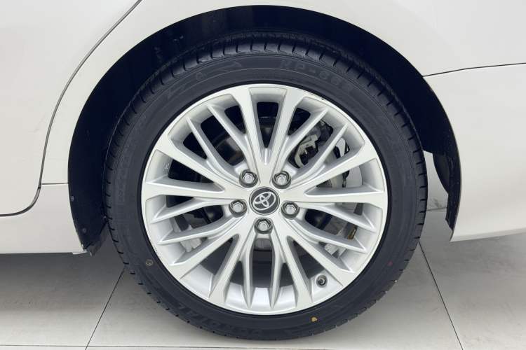 Used Toyota Camry 2019 Revised Version 2.5G Luxury Edition Exterior 5