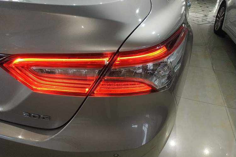 Used Toyota Camry 2019 2.0G Luxury Edition China VI Standard Exterior 6