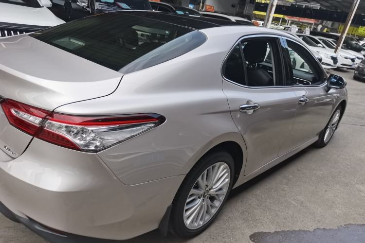 Used Toyota Camry 2019 Revised Version 2.5G Luxury Edition Exterior 6