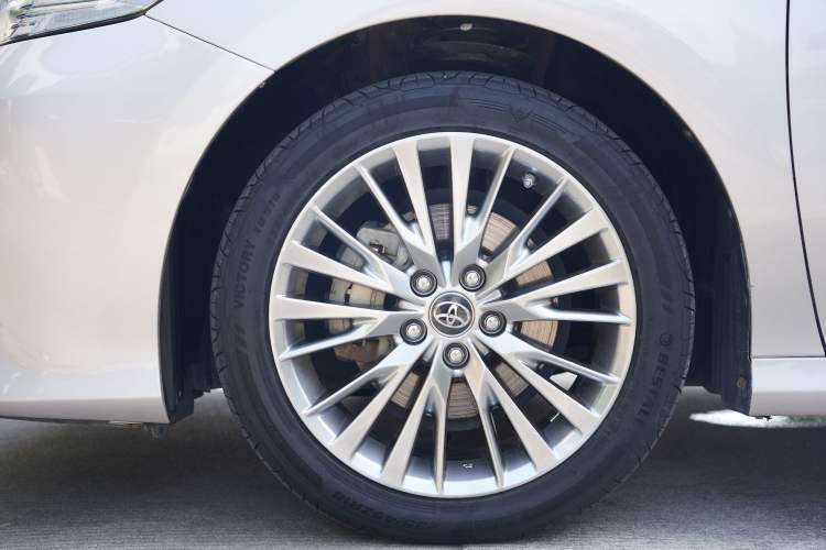 Used Toyota Camry 2019 Dual-Engine 2.5 HG Luxury Edition China V Standard Exterior 8