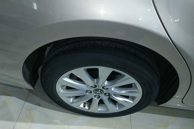 Used Toyota Camry 2019 2.0G Luxury Edition China VI Standard Exterior 8