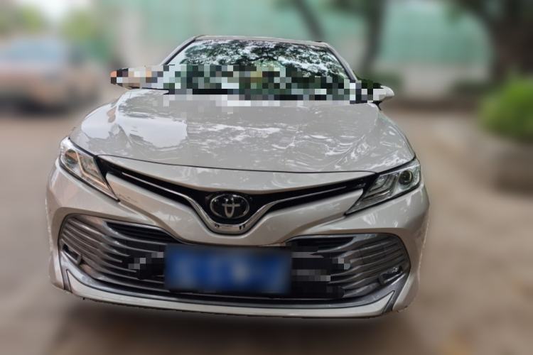 Used Toyota Camry 2019 Revised Version 2.0G Luxury Edition Front