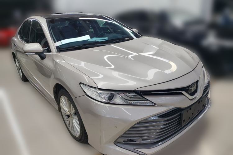 Used Toyota Camry 2019 2.5G Luxury Edition China VI Standard Front Right 45 Deg