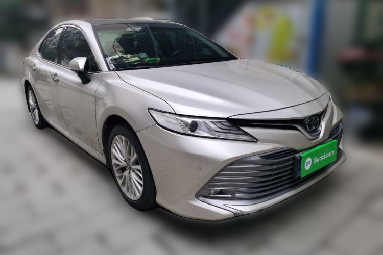 Used Toyota Camry 2019 2.5G Luxury Edition China VI Standard Front Right 45 Deg