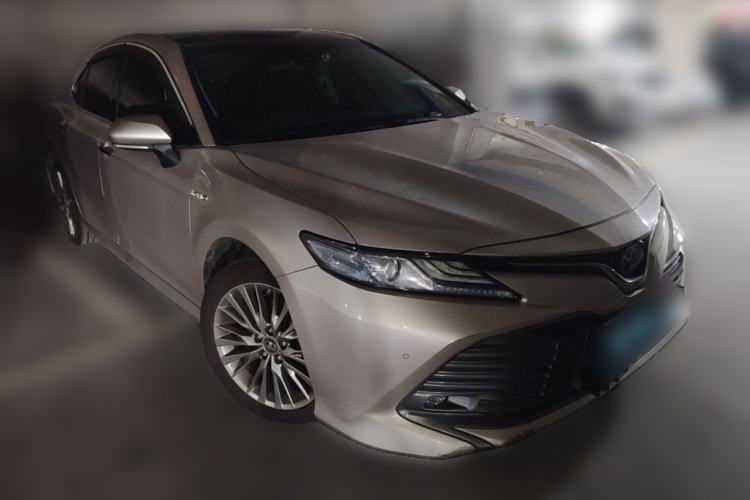 Used Toyota Camry 2019 Dual-Engine 2.5 HG Luxury Edition China VI Standard Front Right 45 Deg