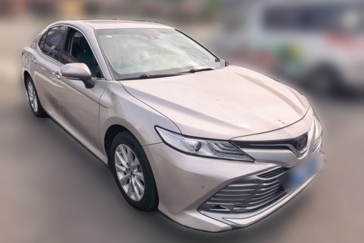 Used Toyota Camry 2019 2.0G Luxury Edition China VI Standard Front Right 45 Deg