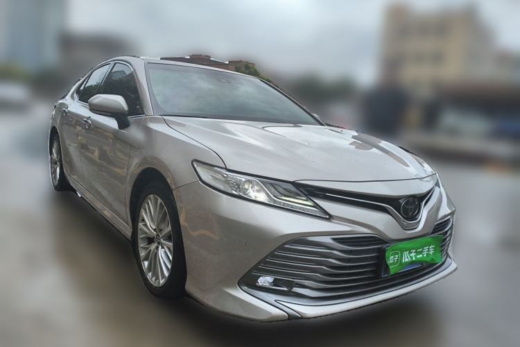 Used Toyota Camry 2019 2.5G Luxury Edition China VI Standard Front Right 45 Deg