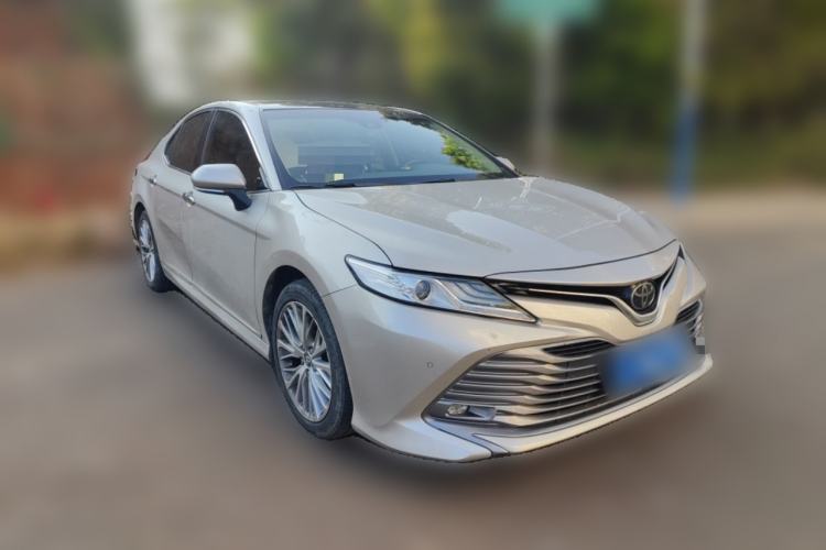 Used Toyota Camry 2019 2.5G Luxury Edition China VI Standard Front Right 45 Deg