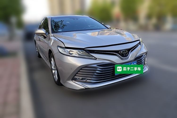 Used Toyota Camry 2019 2.0G Luxury Edition China VI Standard Front Right 45 Deg