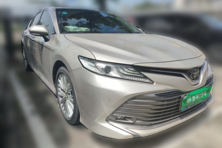 Used Toyota Camry 2019 Revised Version 2.5G Luxury Edition Front Right 45 Deg