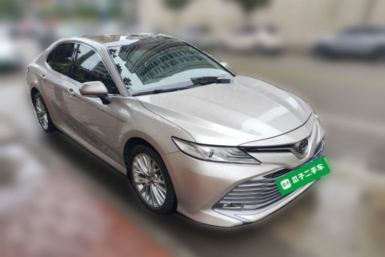 Used Toyota Camry 2019 2.5G Luxury Edition China VI Standard Front Right 45 Deg