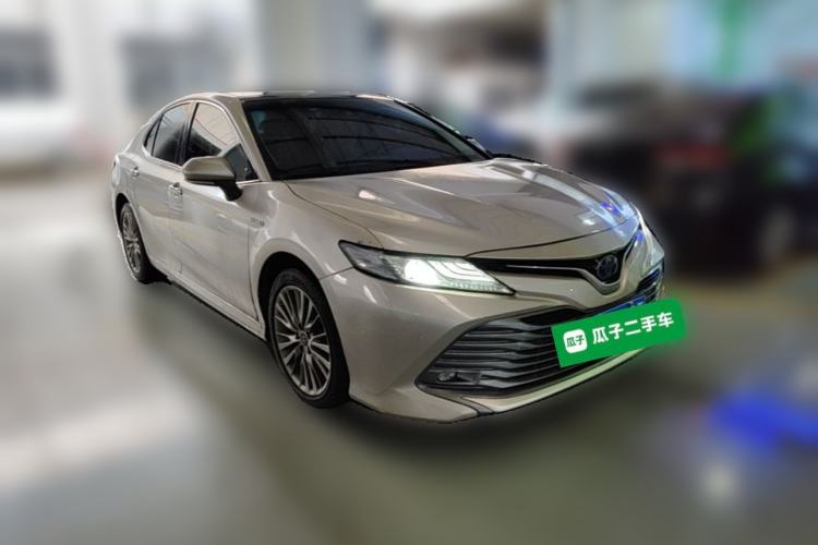 Used Toyota Camry 2019 Dual-Engine 2.5 HG Luxury Edition China VI Standard Front Right 45 Deg