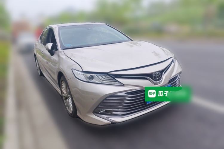 Used Toyota Camry 2019 Revised Version 2.5G Luxury Edition Front Right 45 Deg