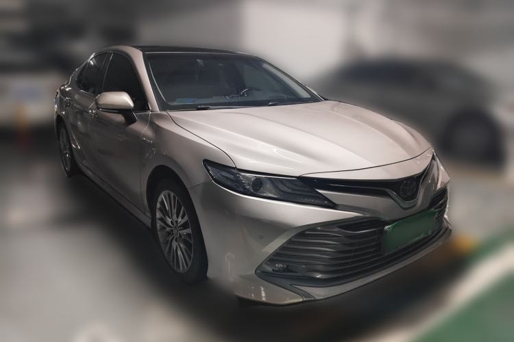 Used Toyota Camry 2019 Dual-Engine 2.5 HG Luxury Edition China VI Standard Front Right 45 Deg
