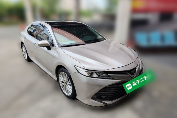 Used Toyota Camry 2019 Revised Version 2.5G Luxury Edition Front Right 45 Deg