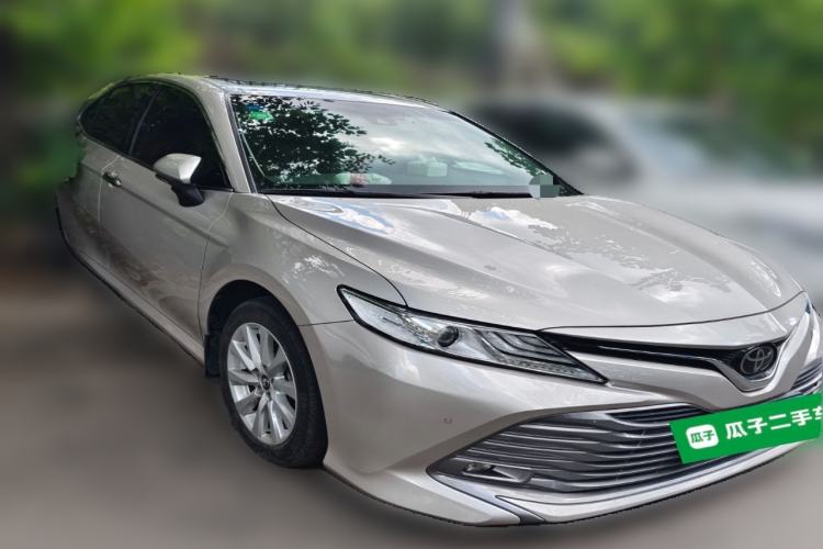Used Toyota Camry 2019 2.0G Luxury Edition China VI Standard Front Right 45 Deg
