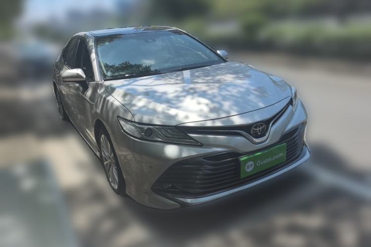 Used Toyota Camry 2019 2.5G Luxury Edition China VI Standard Front Right 45 Deg