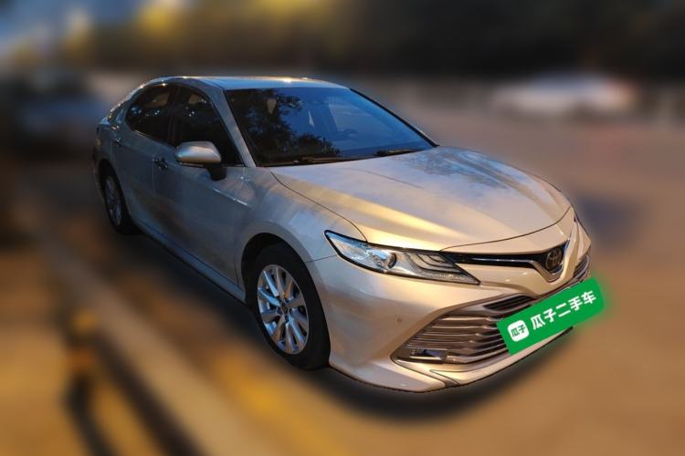 Used Toyota Camry 2019 2.0G Luxury Edition China VI Standard Front Right 45 Deg