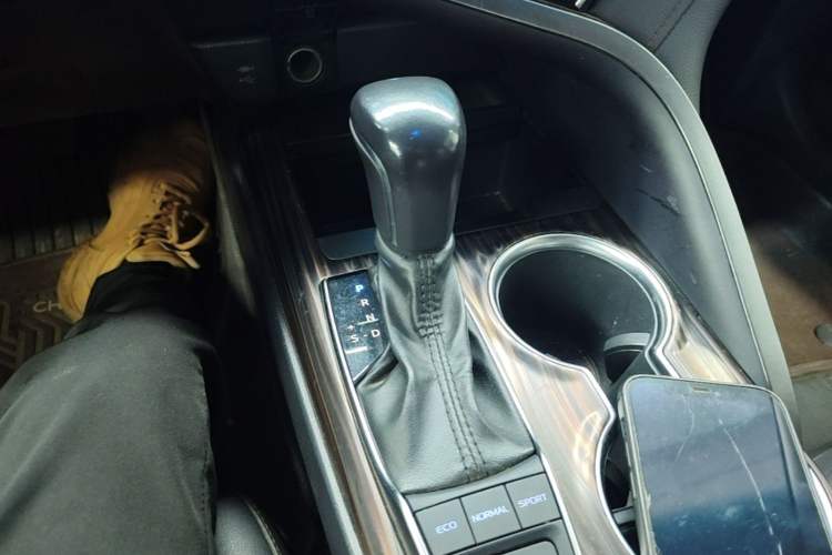 Used Toyota Camry 2019 2.5G Luxury Edition China VI Standard Gear Lever