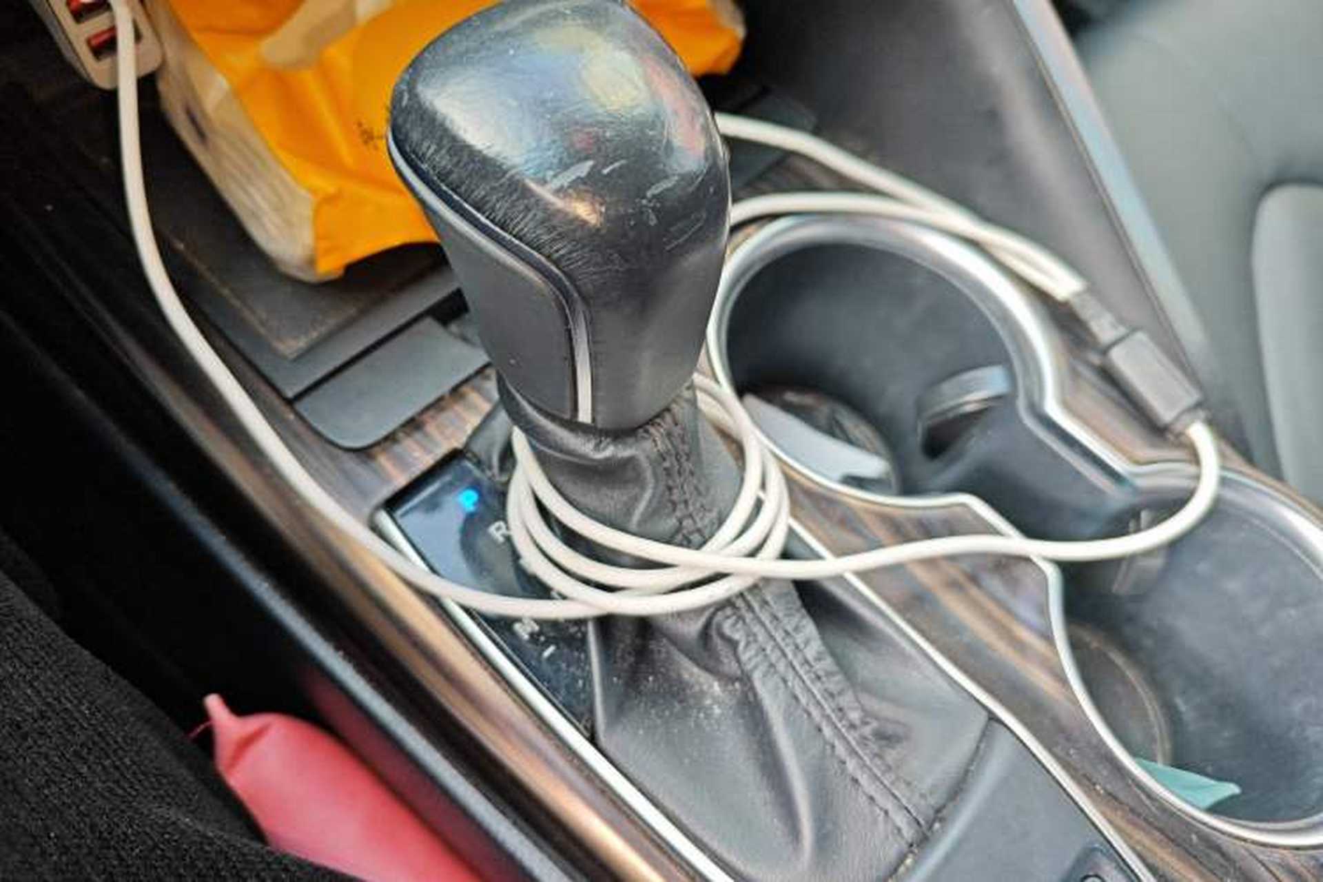 Used Toyota Camry 2019 Revised Version 2.0G Luxury Edition Gear Lever