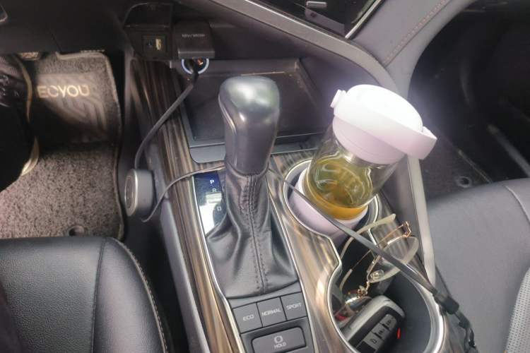 Used Toyota Camry 2019 2.5G Luxury Edition China VI Standard Gear Lever