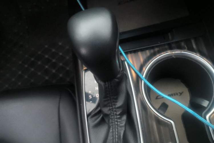 Used Toyota Camry 2019 Revised Version 2.5G Luxury Edition Gear Lever