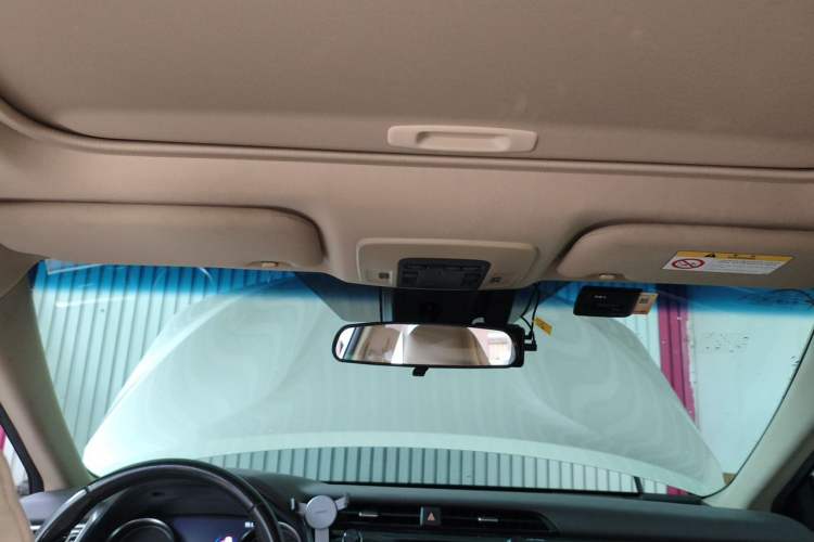Used Toyota Camry 2019 2.0G Luxury Edition China VI Standard Headliner