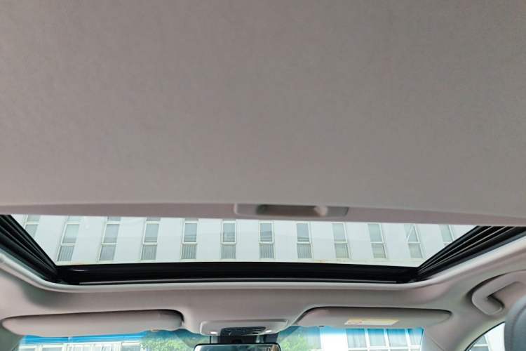 Used Toyota Camry 2019 2.0G Luxury Edition China VI Standard Headliner