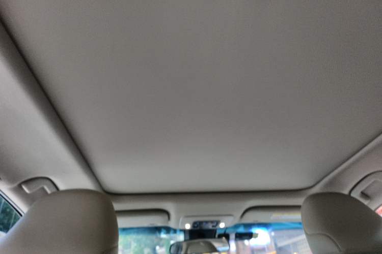 Used Toyota Camry 2019 2.5G Luxury Edition China VI Standard Headliner