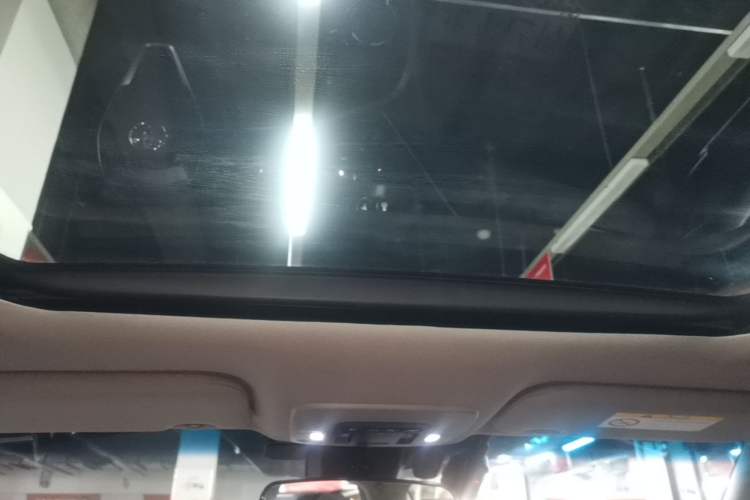 Used Toyota Camry 2019 2.5G Luxury Edition China VI Standard Headliner