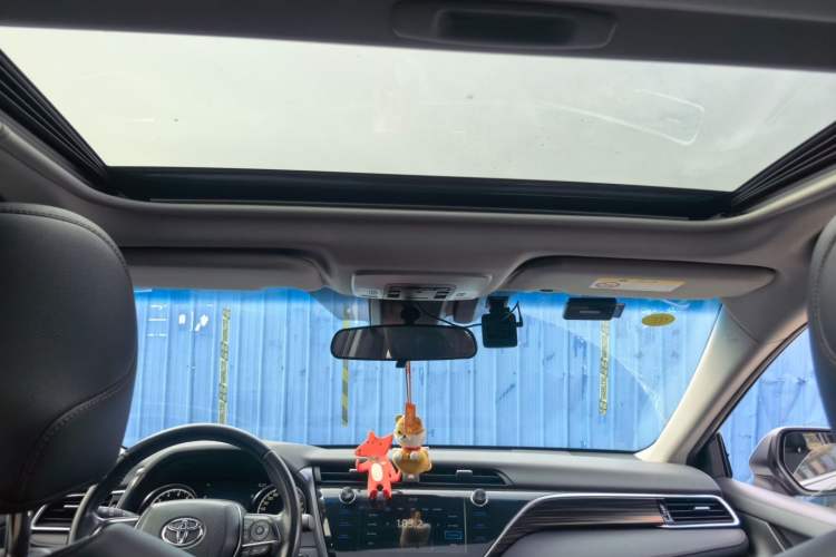 Used Toyota Camry 2019 2.0G Luxury Edition China VI Standard Headliner
