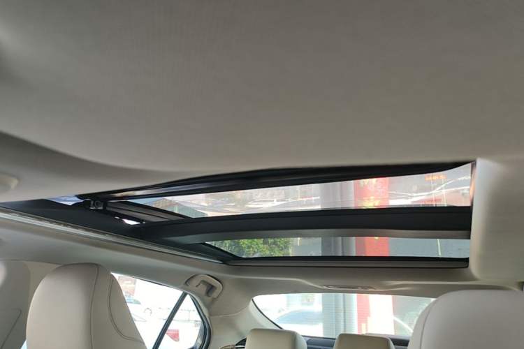 Used Toyota Camry 2019 2.5G Luxury Edition China VI Standard Headliner