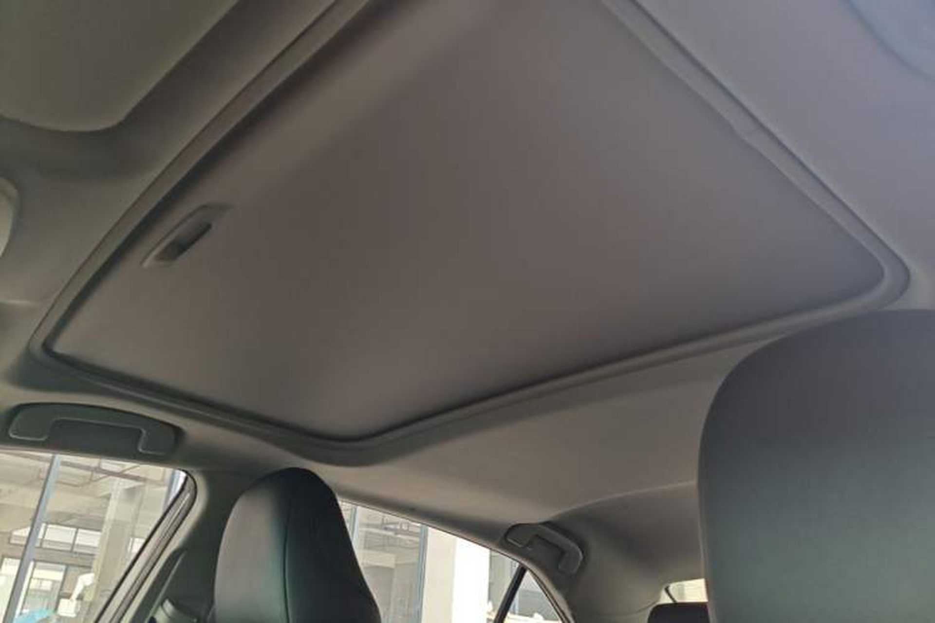 Used Toyota Camry 2019 Revised Version 2.0G Luxury Edition Headliner