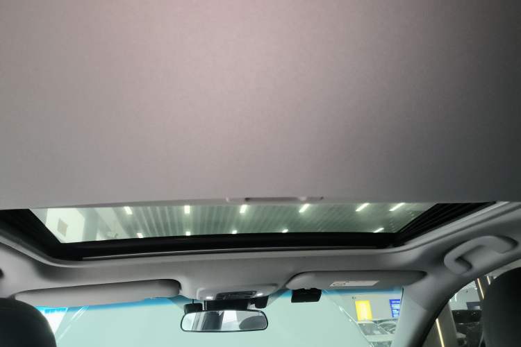 Used Toyota Camry 2019 2.0G Luxury Edition China VI Standard Headliner
