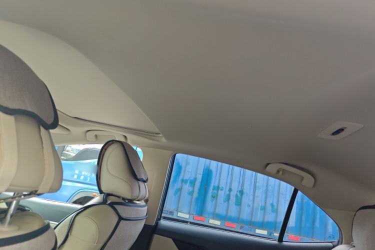 Used Toyota Camry 2019 2.0G Luxury Edition China VI Standard Headliner