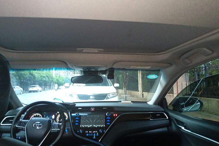Used Toyota Camry 2019 2.0G Luxury Edition China V Standard Headliner