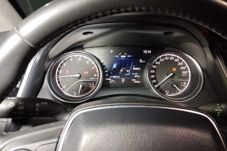 Used Toyota Camry 2019 Revised Version 2.0G Luxury Edition Instrument Cluster